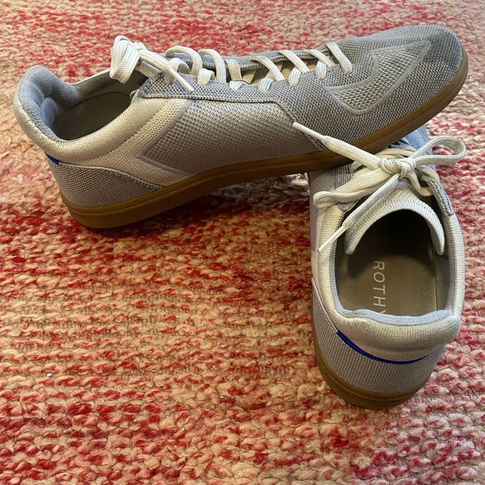 Rothy's Men's Light Gray and Blue Sneakers